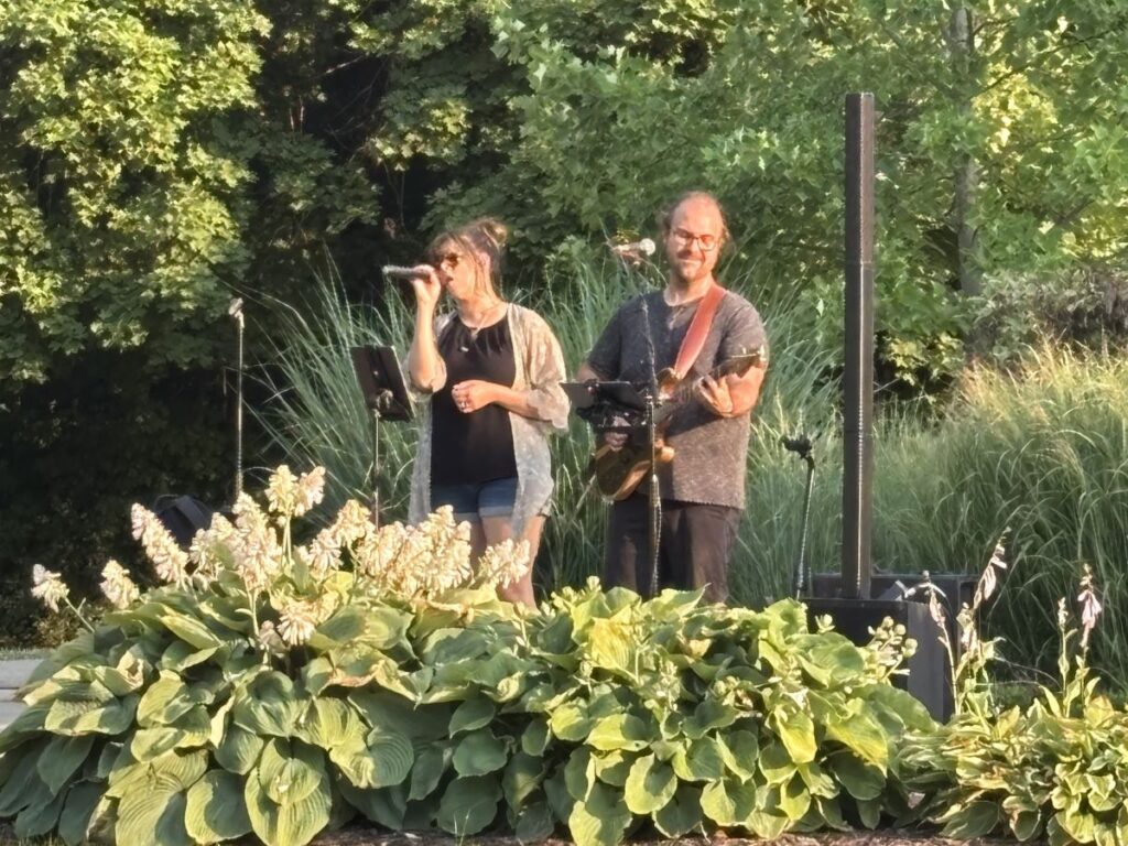 Music on Mondays: Nic & Kay Acoustic
